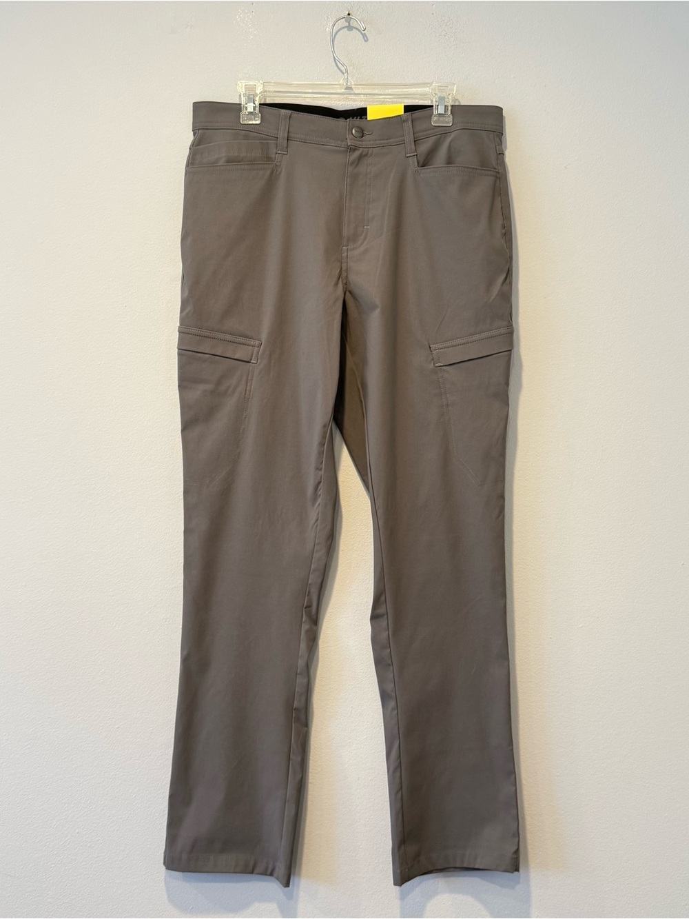 HI-TEC Men's Cross Functional Performance Pants.
